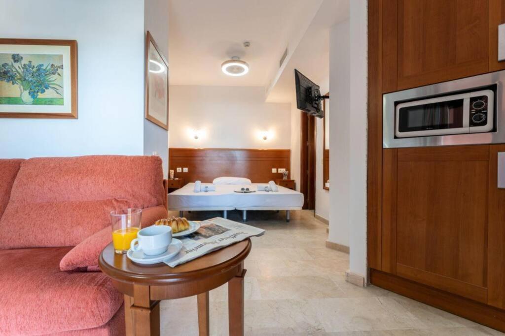Ct 240 - Beachfront Apartment -Don Juan Manilva Eksteriør billede