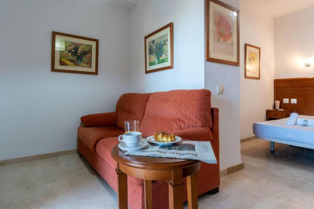 Ct 240 - Beachfront Apartment -Don Juan Manilva Eksteriør billede